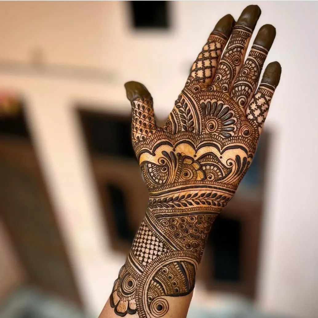 guru mehndi art on Instagram: 