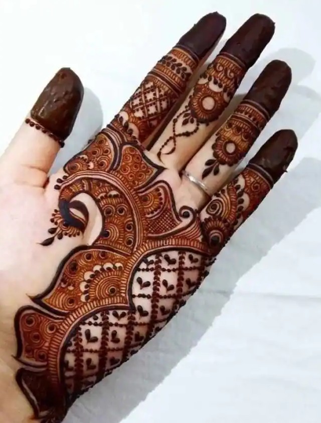 Bridal back hand henna mehndi designs 2023 - video Dailymotion